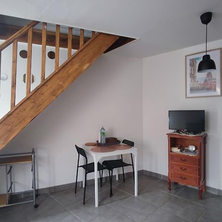Le Calme Apartamento Bourges Exterior foto